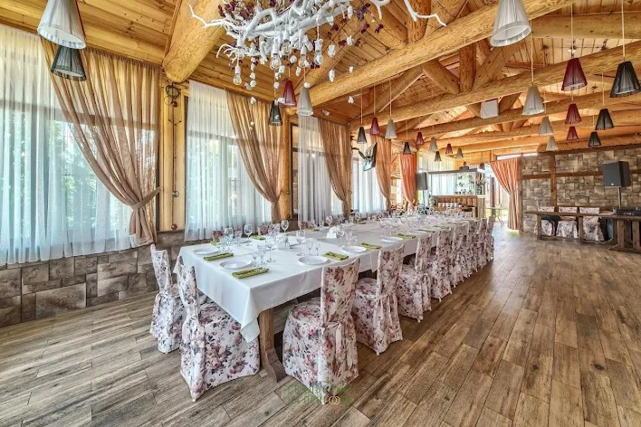 Фото №2 зала Ресторан