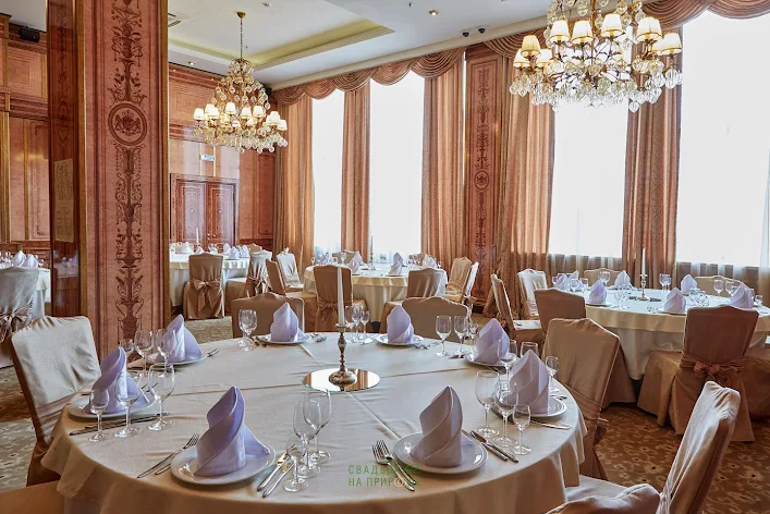 Фото №4 зала Банкетный зал «Азнавур» 