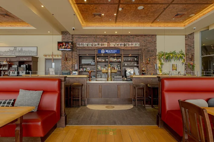 Фото №2 зала Ресторан «Brauplatz» 