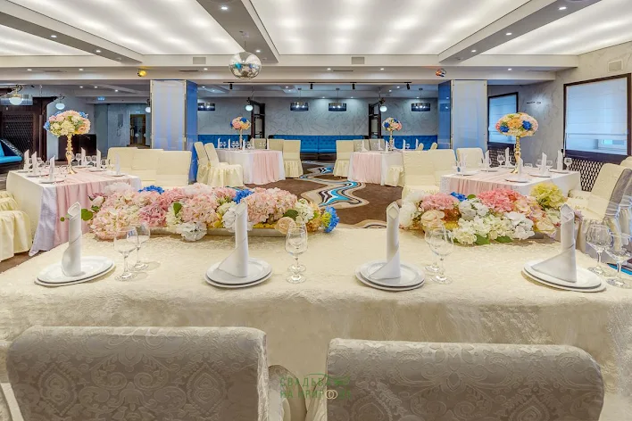 Фото №1 зала Ресторан