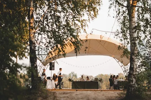 Свадьба на природе в «Forest Hall»