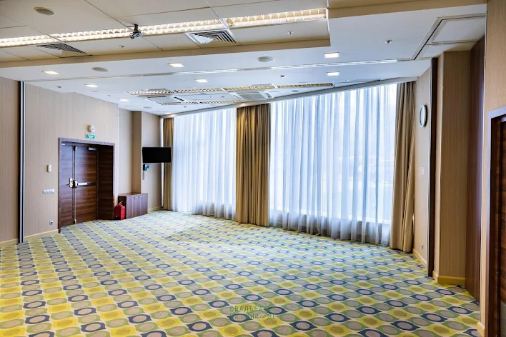 Фото №1 зала Зал «Стрелка» 