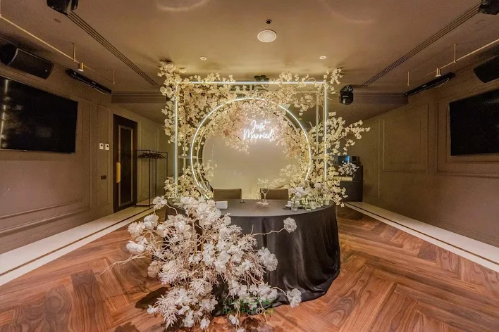 Фото №2 зала Караоке-зал