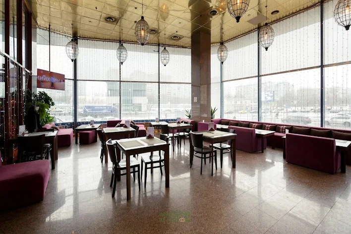 Фото №2 зала Кафе «Шум города» 