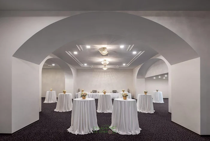 Фото №1 зала Зал «Чацкий» 