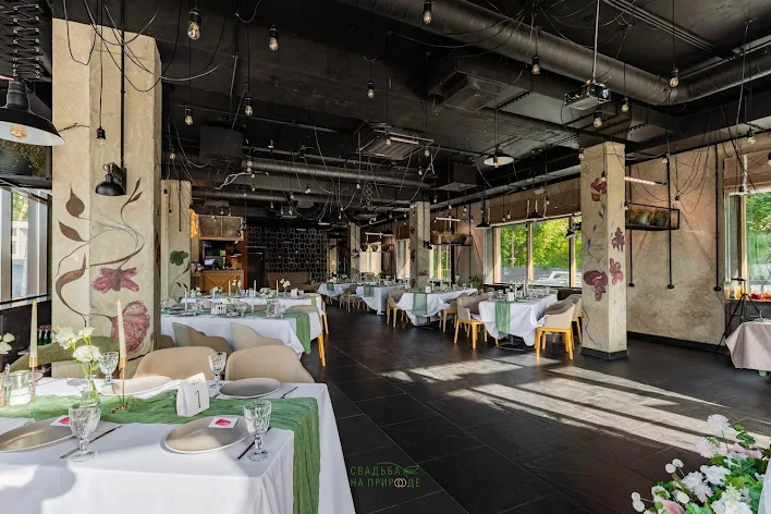 Фото №3 зала Ресторан