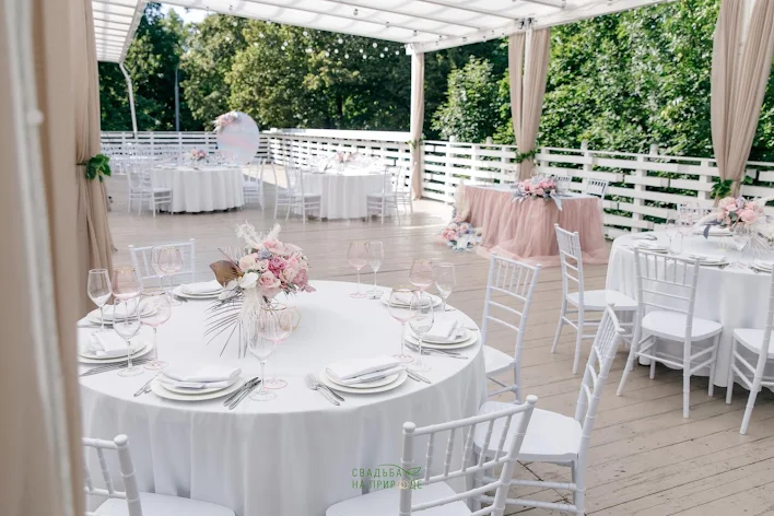 Фото №1 зала Веранда