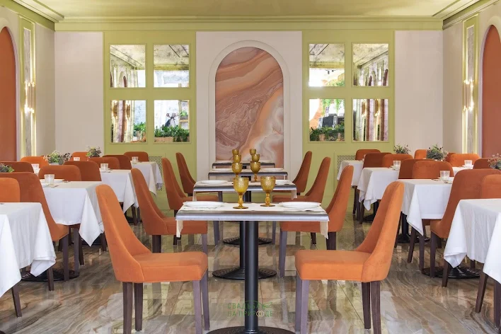 Фото №1 зала Премьер