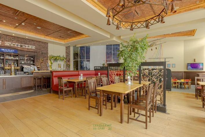Фото №4 зала Ресторан «Brauplatz» 