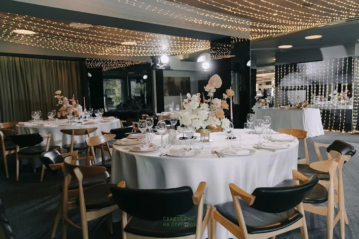 Фото №1 зала Ресторан monk