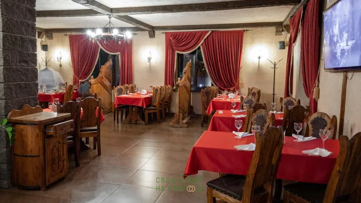 Фото №2 зала Зал «Красный» 