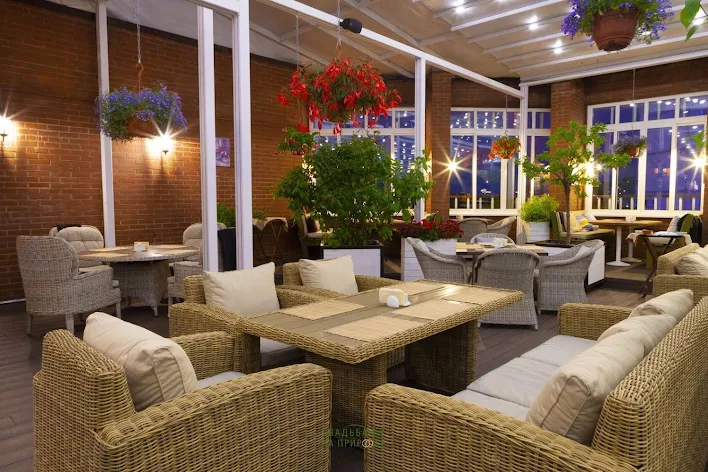 Фото №2 зала Летняя веранда