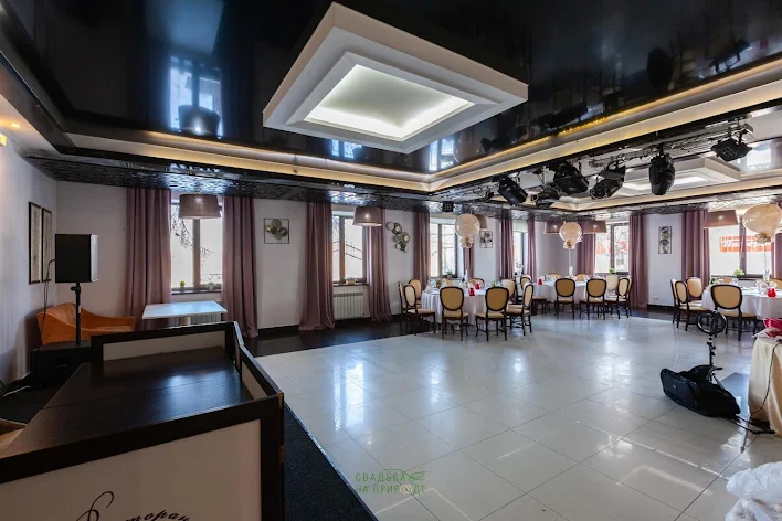 Фото №4 зала Ресторан