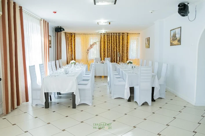 Фото №1 зала Ресторан